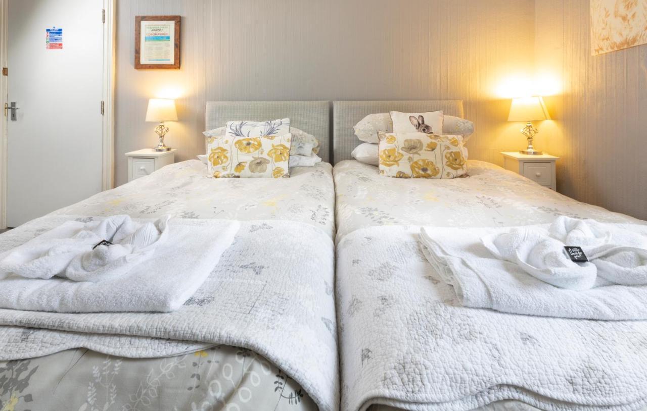 The Firs Bed And Breakfast พลีมัธ ภายนอก รูปภาพ