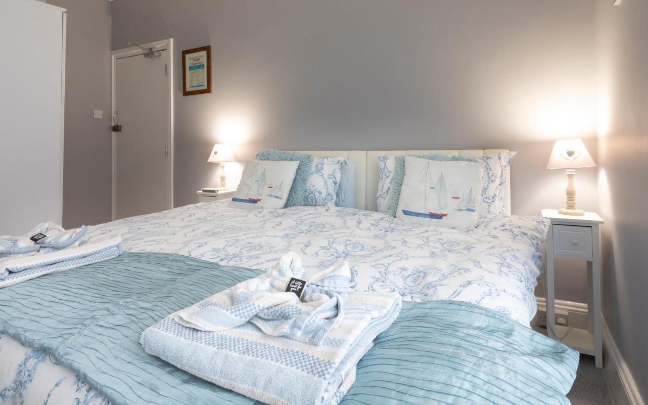 The Firs Bed And Breakfast พลีมัธ ภายนอก รูปภาพ